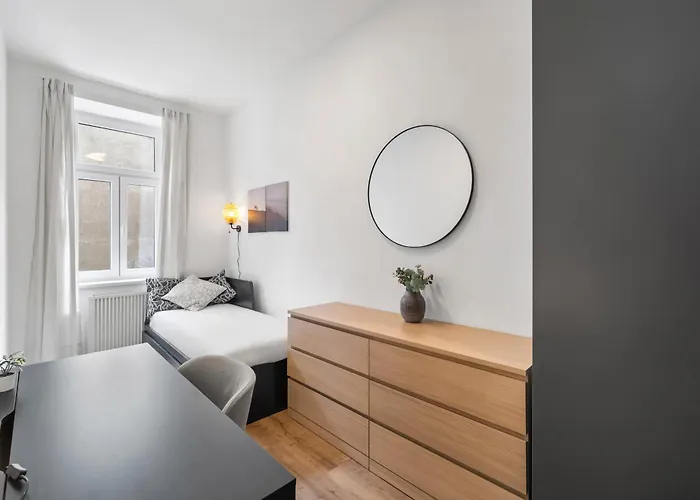 Bright&quiet Apartments, Just 10 Minutes To U4, U6&schönbrunn Palace * Wien