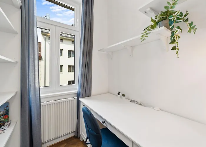 Bright&quiet Apartments, Just 10 Minutes To U4, U6&schönbrunn Palace Apartment
