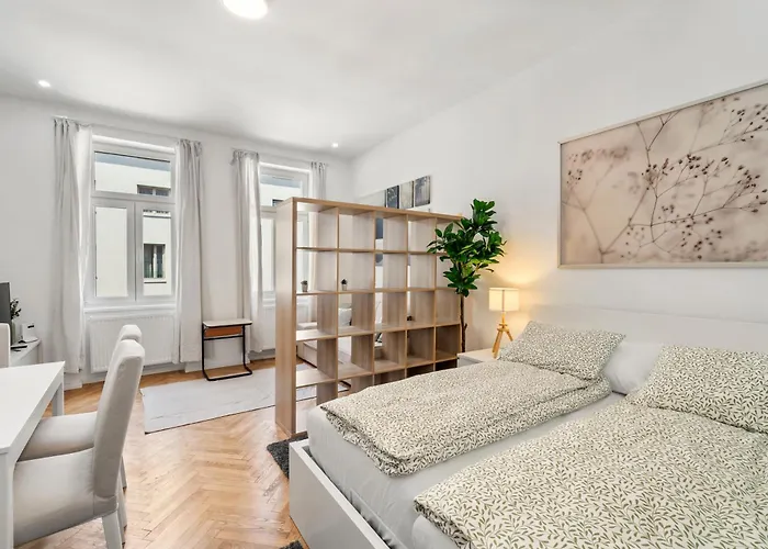 Bright&quiet Apartments, Just 10 Minutes To U4, U6&schönbrunn Palace * Wien