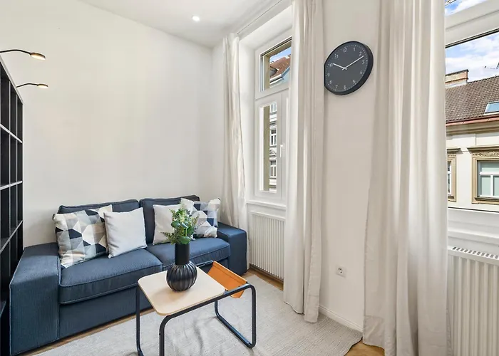 Bright&quiet Apartments, Just 10 Minutes To U4, U6&schönbrunn Palace Wien