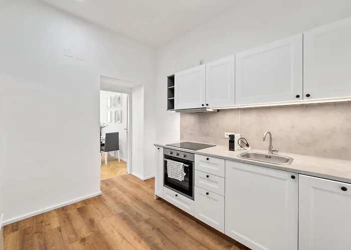 Bright&quiet Apartments, Just 10 Minutes To U4, U6&schönbrunn Palace * Wien